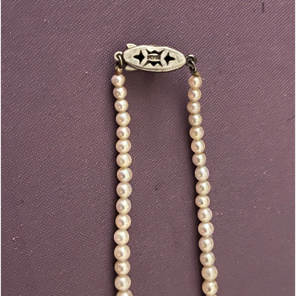 1940’s Vintage silk string pearl necklace